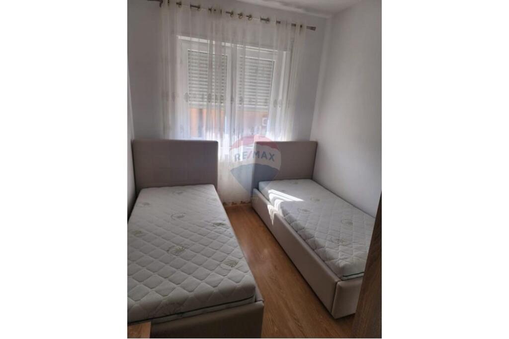Apartament 2+1+2 per qira Shkolla e Bashkuar !