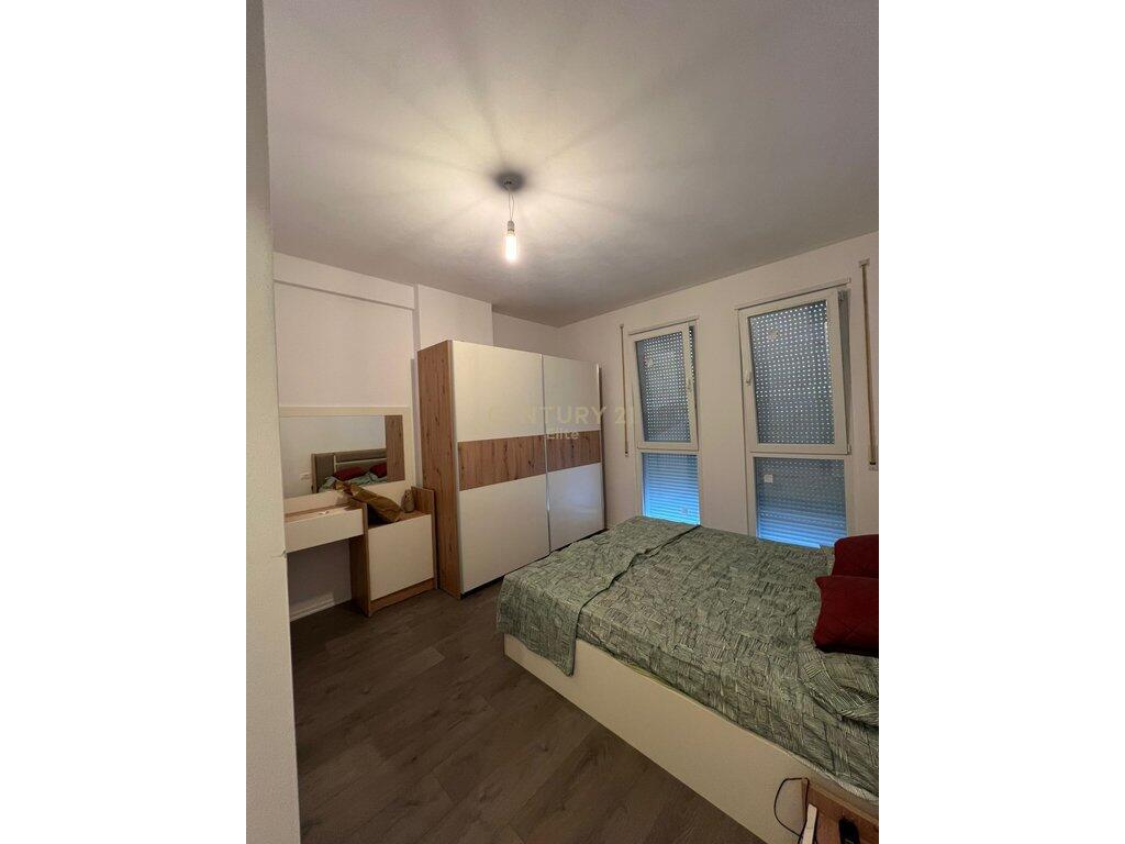 Jepet me Qera Apartament 2+1+2 + Post Parkimi prane QTU
