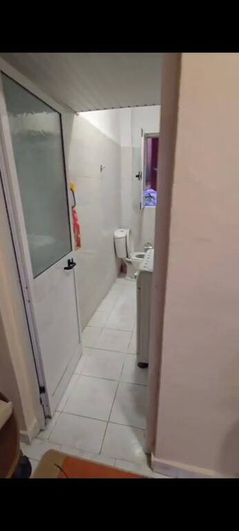Shitet apartament 1+1 tek Shkolla Partizani