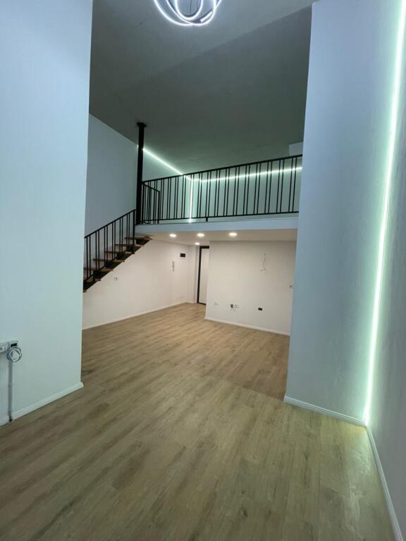 Duplex in affitto a Tek Golden Park