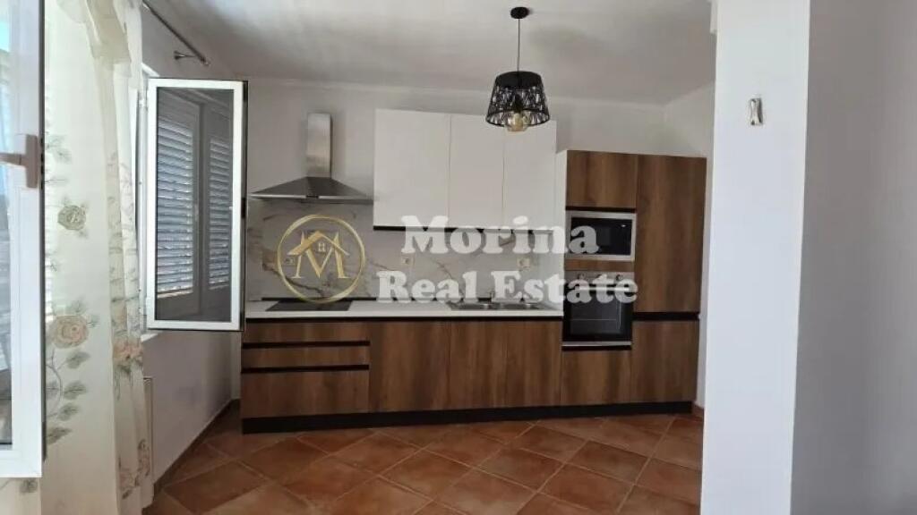 Qera, Hyrje Private Duplex, 3+1+2, Qyteti Studenti, 700 euro/muaj