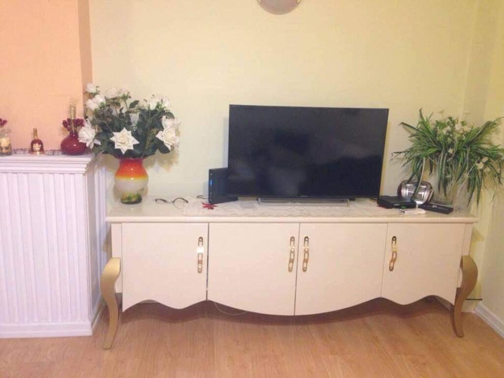 Affittasi appartamento moderno 2+1 a Mozaiku di Tirana