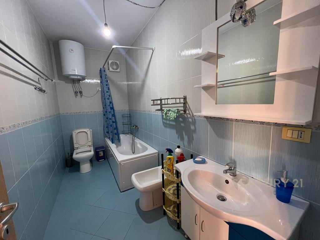 Apartament 2+1+2 per qira tek Kompleksi Gener 2, prane Hipotekes