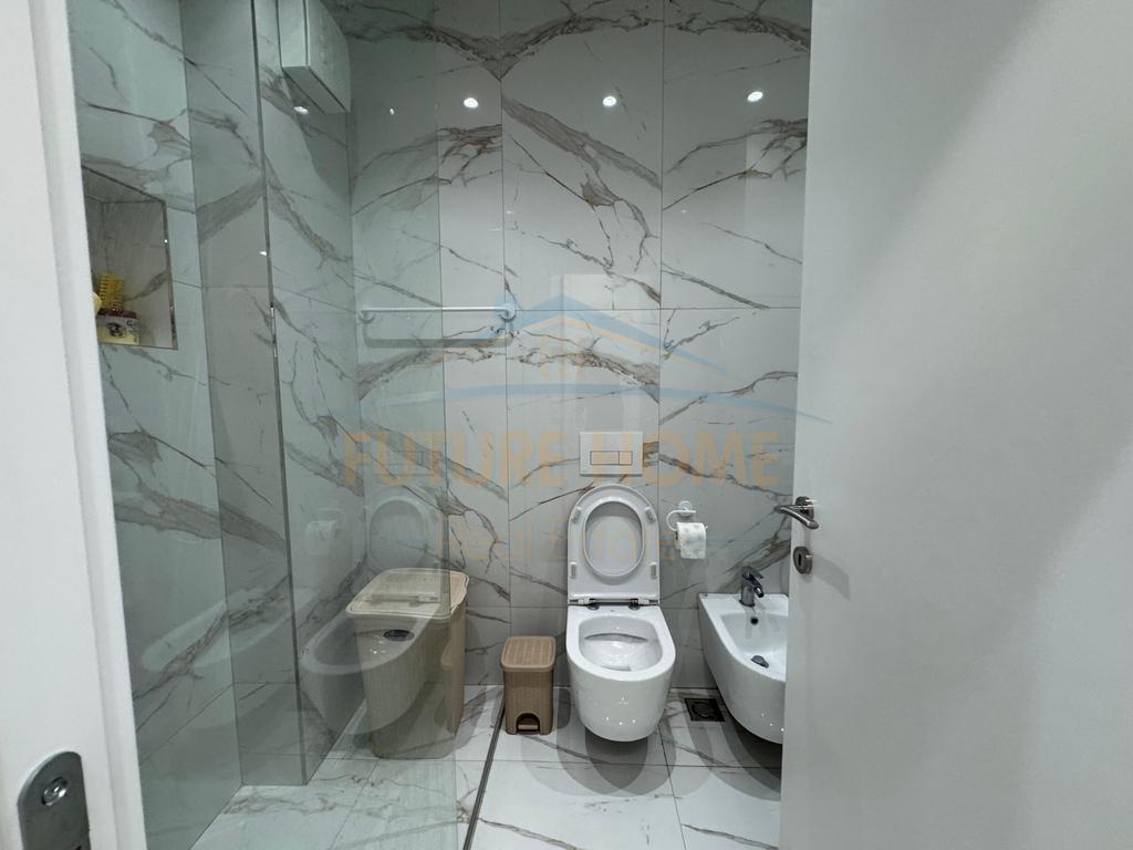 Shitet apartament 1+1 Kompleksi Niku Construction Komuna e Parisit