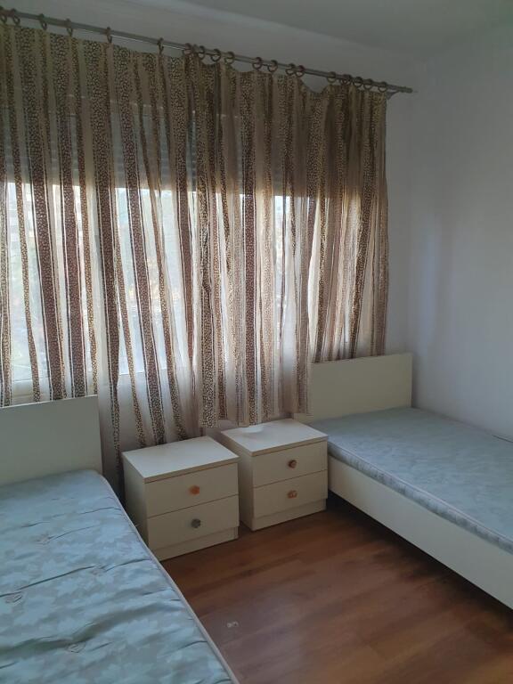 Apartment 3+1+2 for rent near 21 Dhjetorit