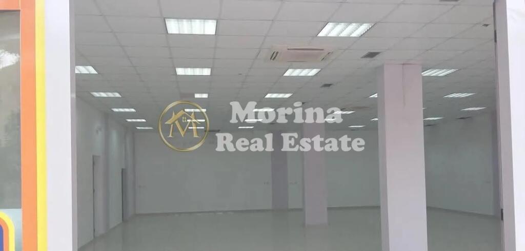 Rent, Business Premises, in Kamez, 1400 euros/month