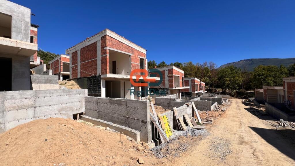 Alla Residenza Green Field a Mullet, Villa Individuale in Vendita a Prezzo di Liquidazione!