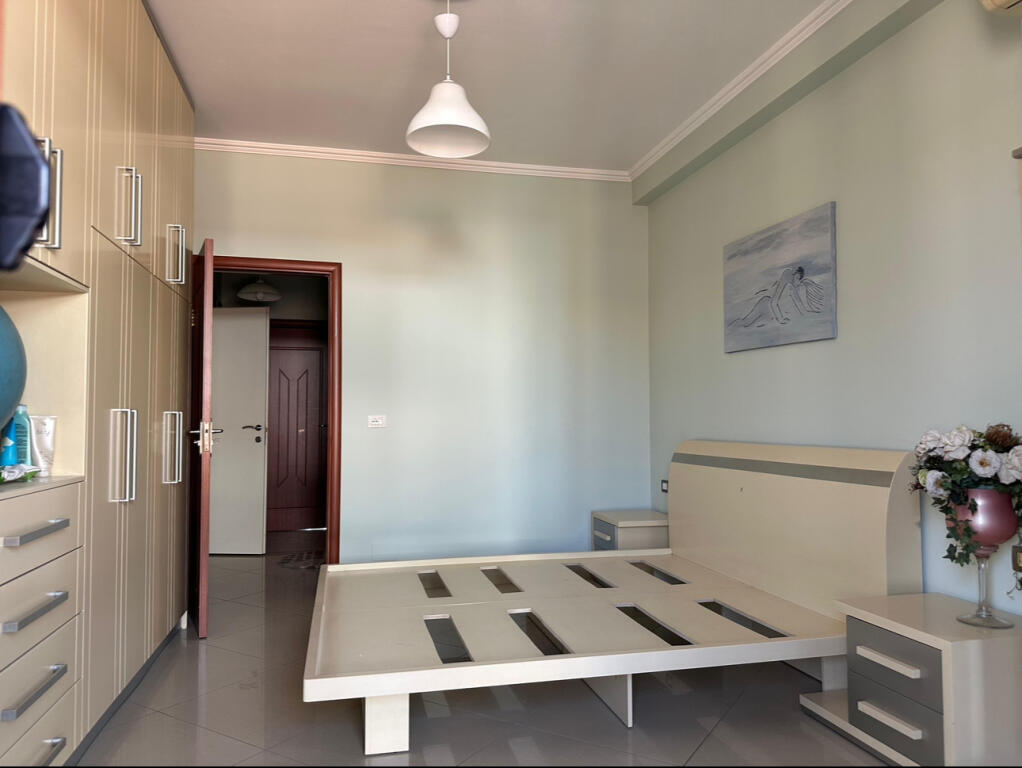 APARTMENT 3+1+2+Parking NEAR ASTIR ROUNDABOUT !