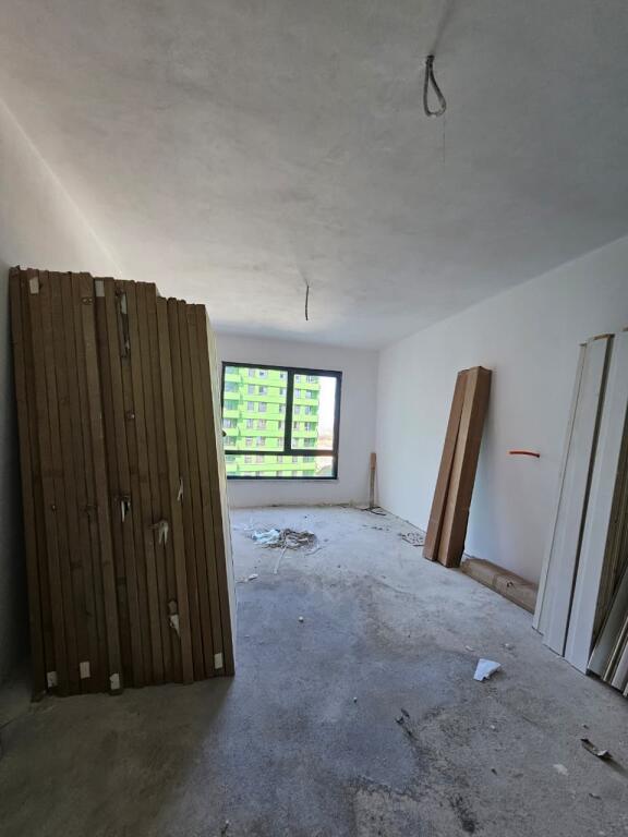 VENDESI APPARTAMENTO 3+1+2 – ZONA 5 MAGGIO