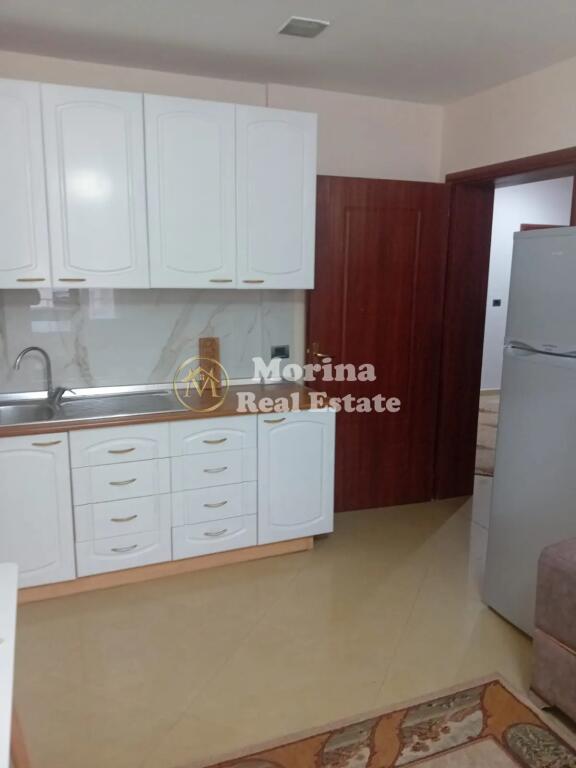 Affitto, Ingresso Privato, 2+1, Scuola di Balletto, 800 euro/mese