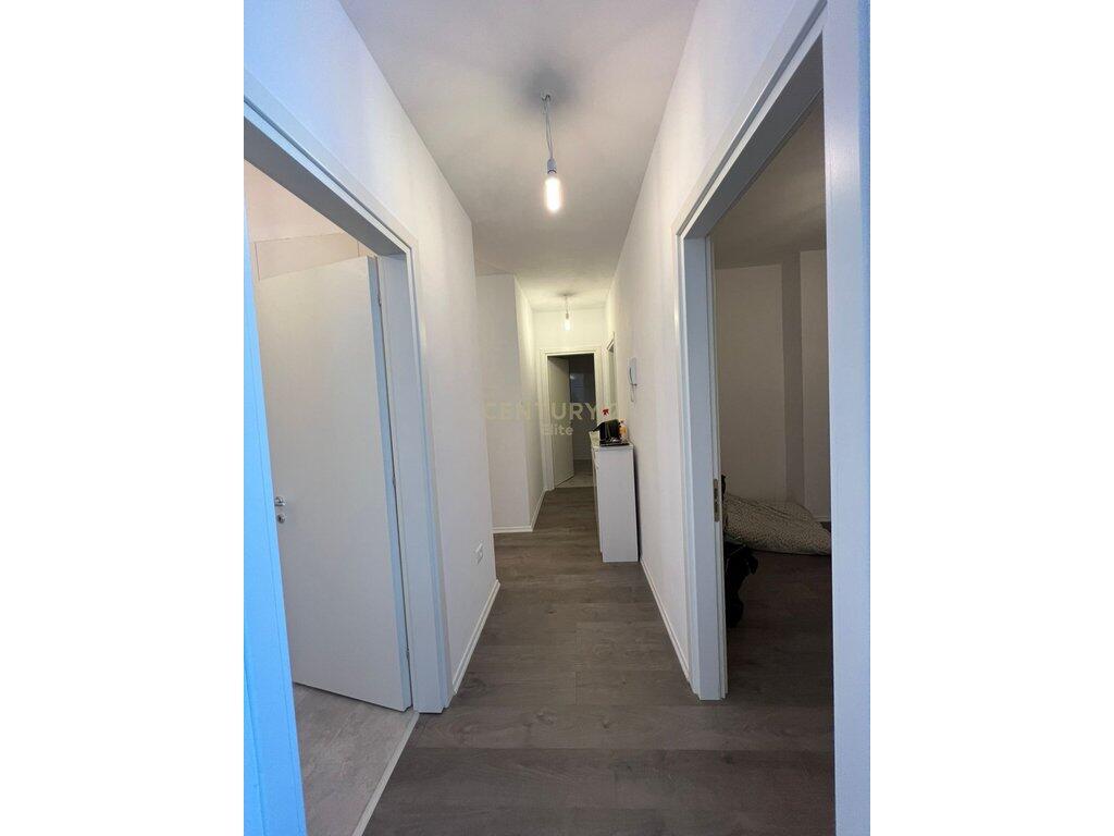 Jepet me Qera Apartament 2+1+2 + Post Parkimi prane QTU