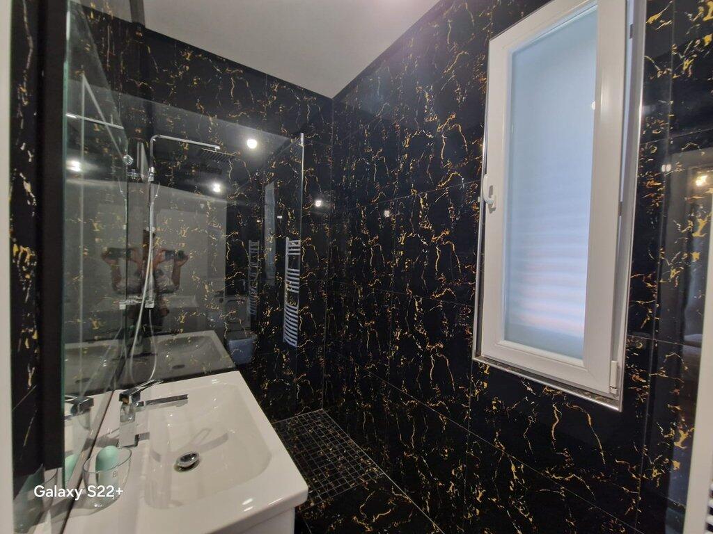 FOR SALE 2 PREMIUM BUILDINGS 3 &amp; 4 FLOORS– KAVAJËS STREET, NEAR AMERICAN HOSPITAL 3 -  2,000,000 €