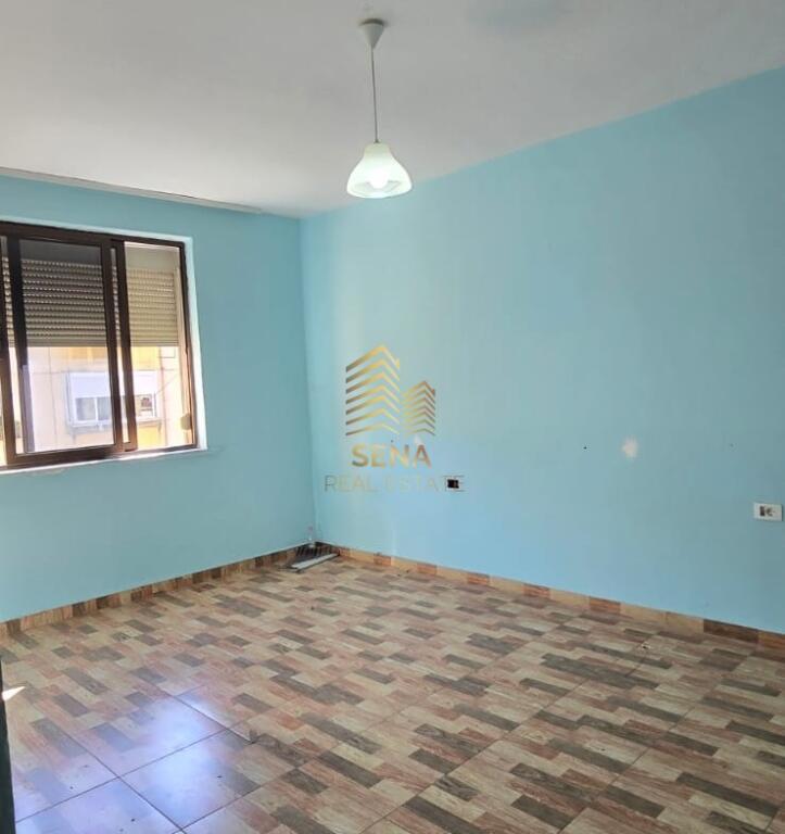 In vendita, Appartamento 1+1, 21 Dhjetori, 125,000 Euro