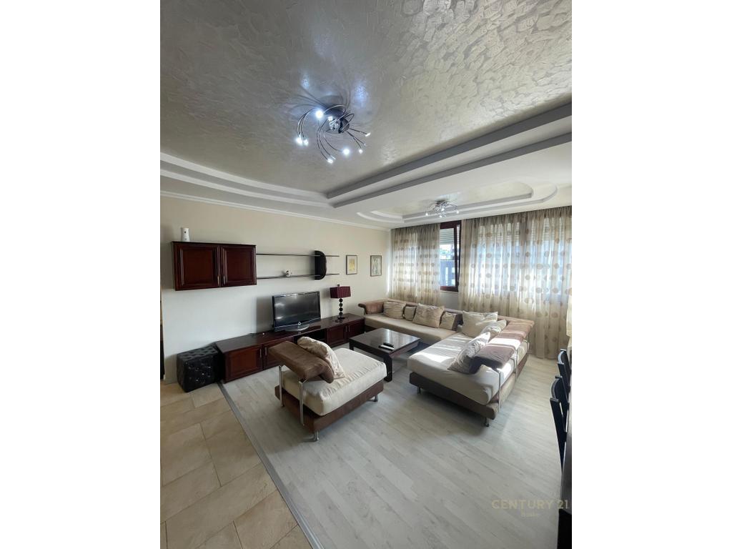 APARTAMENT 3+1 ME QIRA – LIQENI ARTIFICIAL(Juridiku)