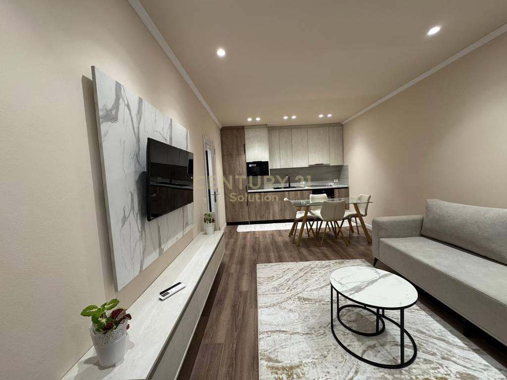 FOR RENT 1+1 + PARKING SPACE NEAR THE HOSPITAL