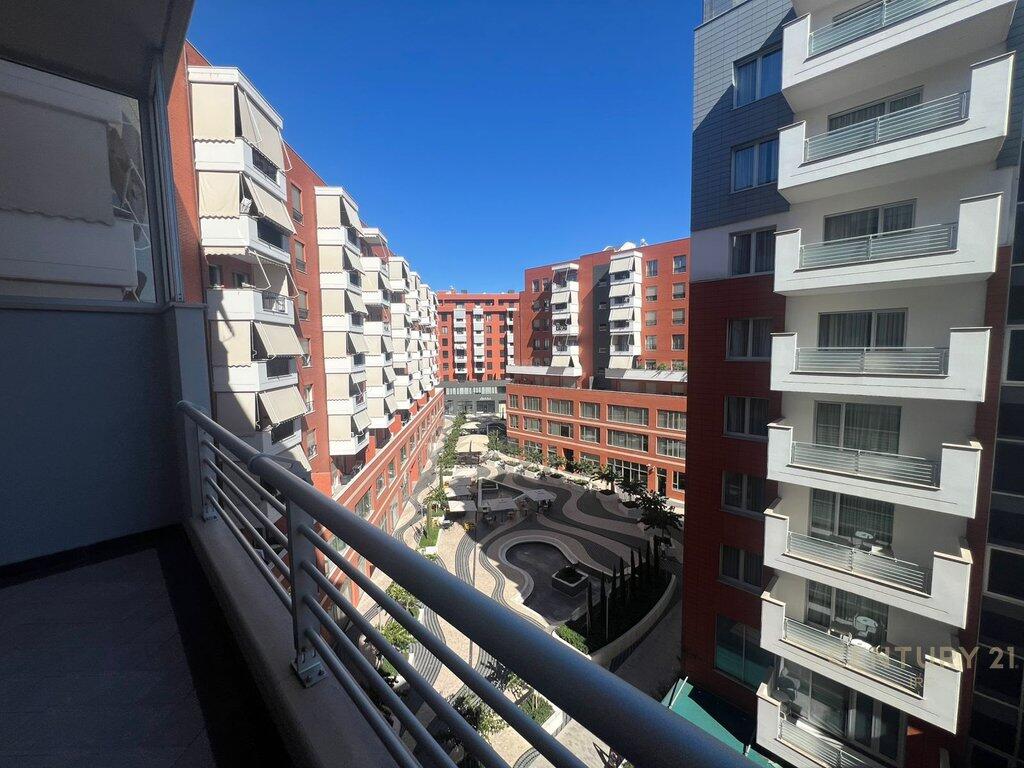 Apartament 3+1 me qera në Kompleksin Delijorgji, Tiranë 1,300 € /Muaj