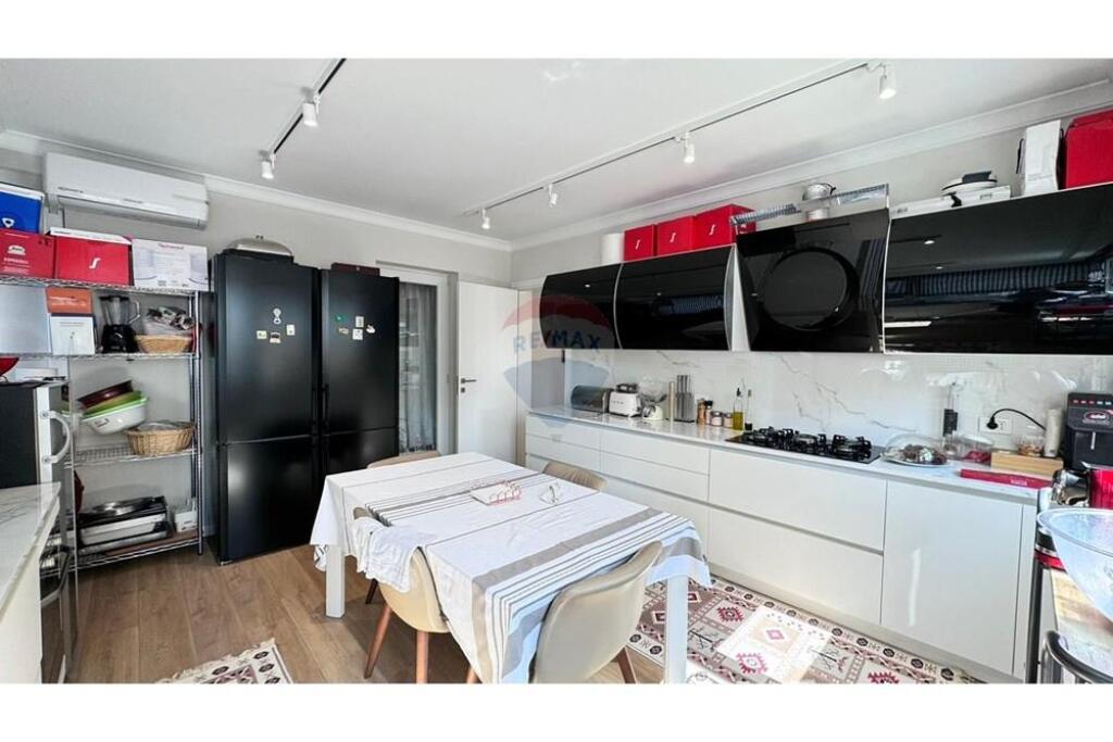 Super 3+1 apartment for rent! Brryli !