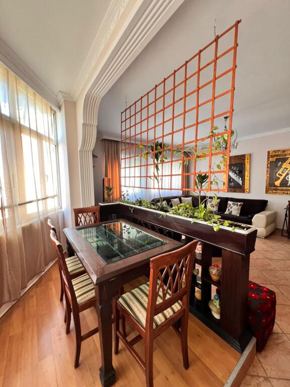 Apartment 3+1+2 for rent at Komuna e Parisit, Kompleksi Kika 1 80,000 Leke