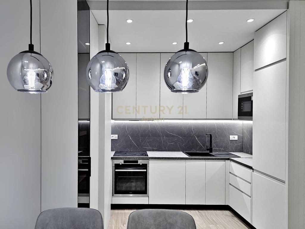APARTAMENT 2+1+ POST PARKIMI ME QIRA TEK ROSE GARDEN RESIDENCE! 1,100 € /Muaj