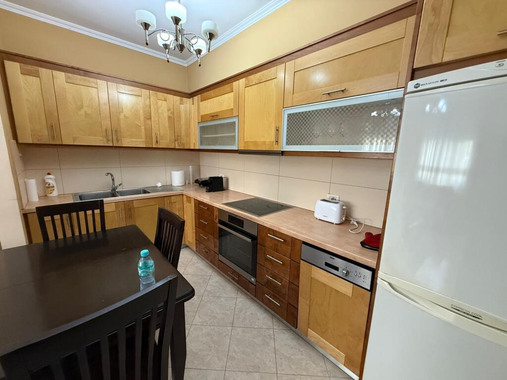 Apartament me qira 2+1 ne fresk