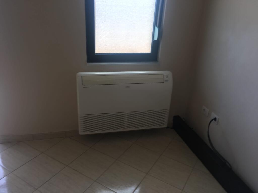 2+1 i mobiluar, te liqeni i thate, cmimi 500 mije leke
