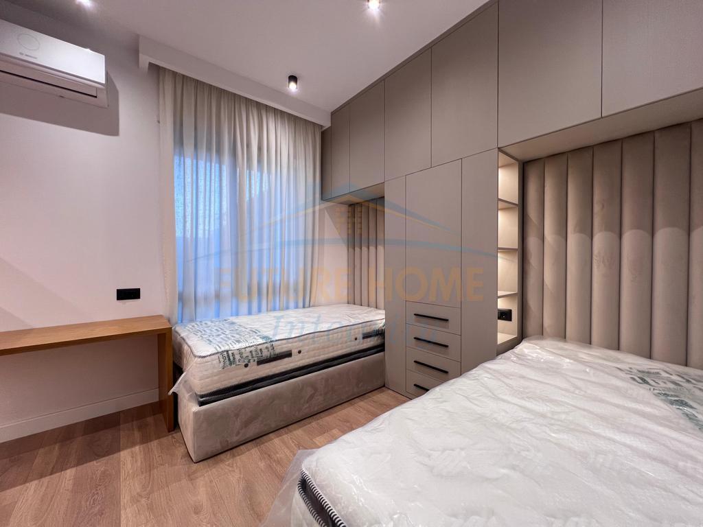 Shitet, Apartament 2+1, Porceln, Tiranë.