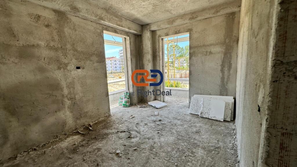 Ne Golem, Shitet Apartament 1+1 Me Orientim Perfekt !!!