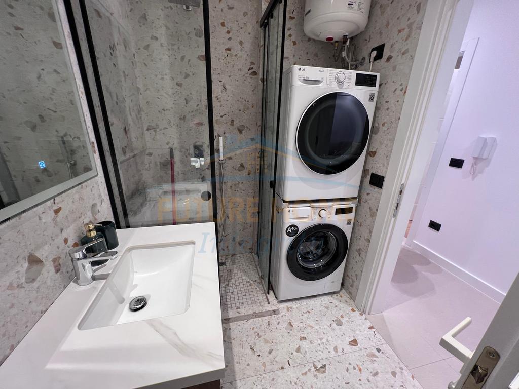 jepet me qera 2+1+Post Parkimi (Porcelan, Rezidenca Erli)