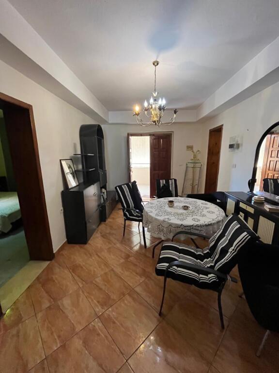 Affittasi Piano Villa - Ex Maternità Nuova