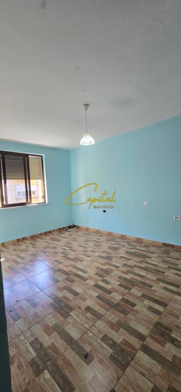 VENDESI APPARTAMENTO 1+1 21 DICEMBRE 125.000 EURO