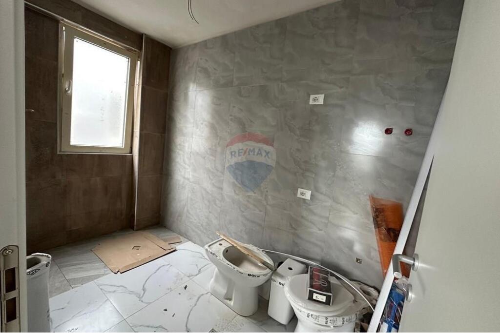 VENDESI APPARTAMENTO 2+1 , SHKOZE