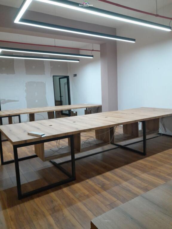Ufficio in Affitto a 21 Dhjetori (ID BZ2279) Tirana