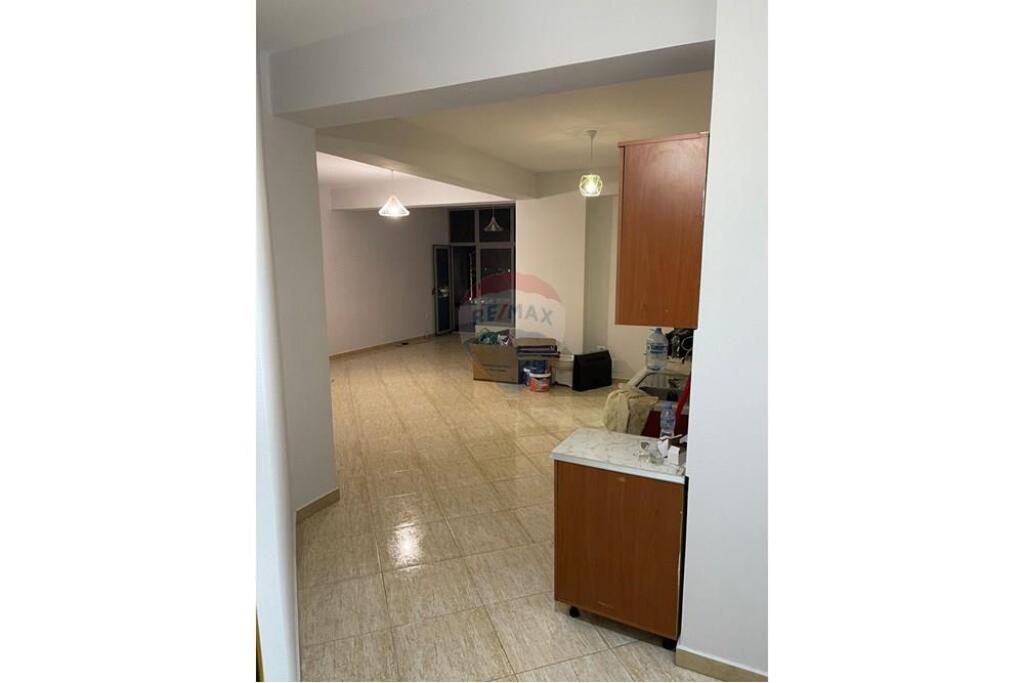 Apartment 2+1 for rent on Kavaja Street