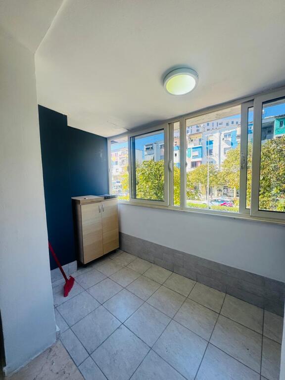 Apartament me qera per zyra- 📍Myslym Shyri