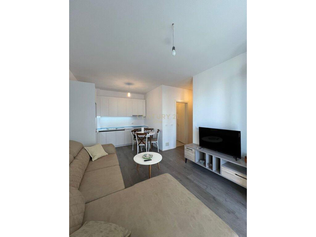 Jepet me Qera Apartament 2+1+2 + Post Parkimi prane QTU