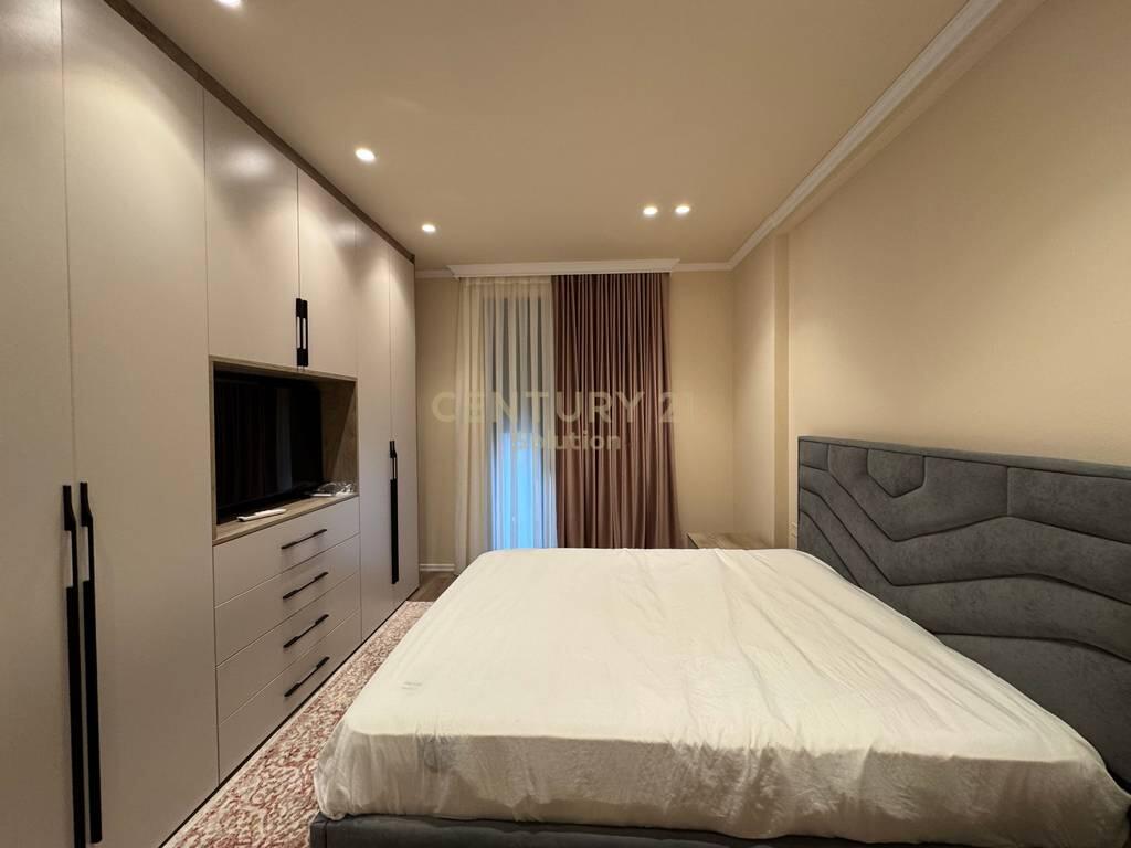 FOR RENT 1+1 + PARKING SPACE NEAR THE HOSPITAL