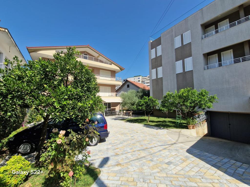 FOR SALE 2 PREMIUM BUILDINGS 3 &amp; 4 FLOORS– KAVAJËS STREET, NEAR AMERICAN HOSPITAL 3 -  2,000,000 €