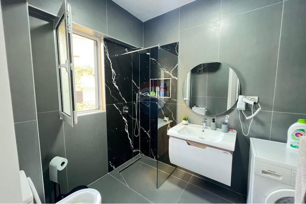 Jepet me qira apartament 2+1 Kopshtit Zoologjik !