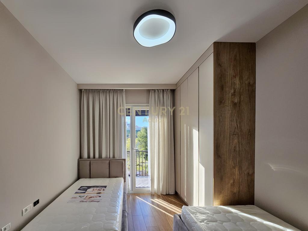 APARTAMENT 2+1+ POST PARKIMI ME QIRA TEK ROSE GARDEN RESIDENCE! 1,100 € /Muaj