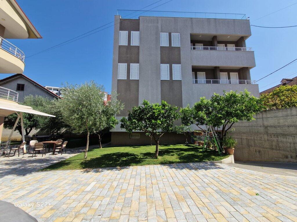 FOR SALE 2 PREMIUM BUILDINGS 3 &amp; 4 FLOORS– KAVAJËS STREET, NEAR AMERICAN HOSPITAL 3 -  2,000,000 €