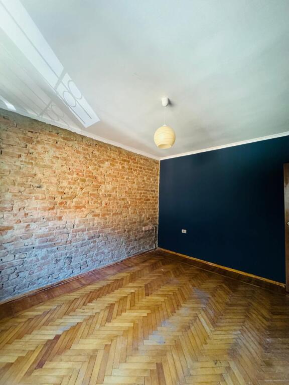 Apartament me qera per zyra- 📍Myslym Shyri