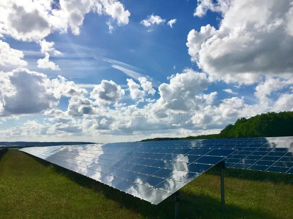 Terreno in vendita a Povelc, Fier, perfetto per l'installazione di sistemi fotovoltaici!  - 103,000 €