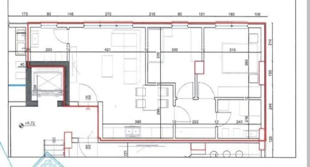 Vendesi Appartamento 2+1 Via Elbasanit