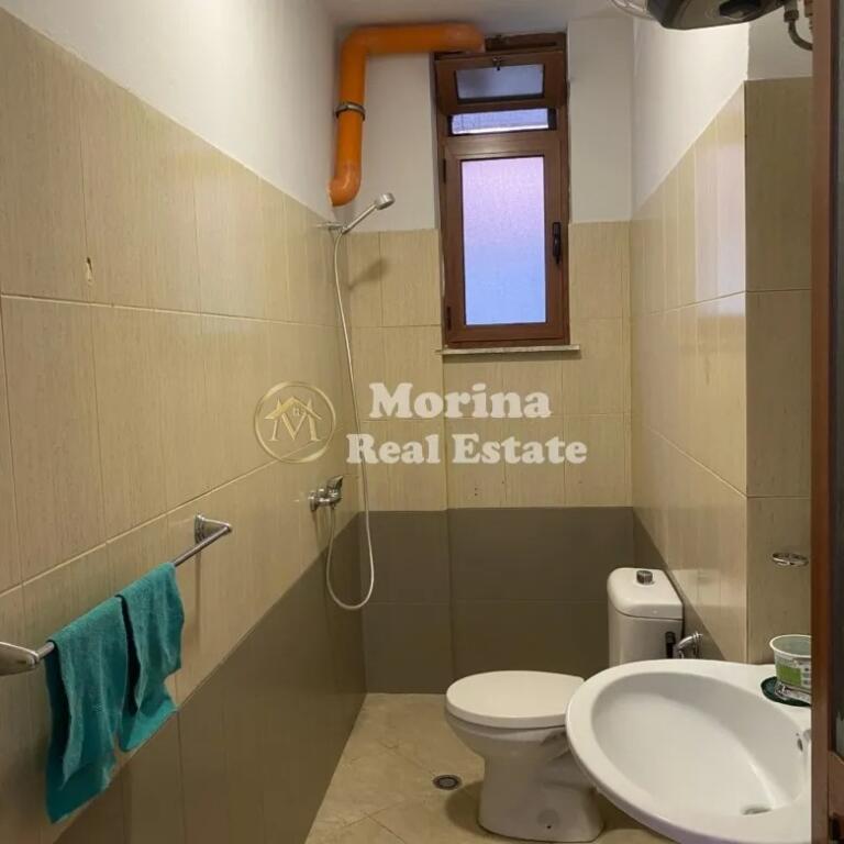Affitto, Locale Commerciale, Vetrina, 600 euro/mese