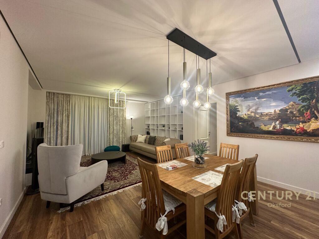 JAPIM ME QIRA APARTAMENT 2+1+2+GARDEROBE, NE ISH BLLOK!
