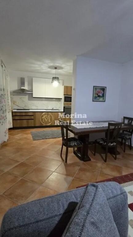Qera, Hyrje Private Duplex, 3+1+2, Qyteti Studenti, 700 euro/muaj