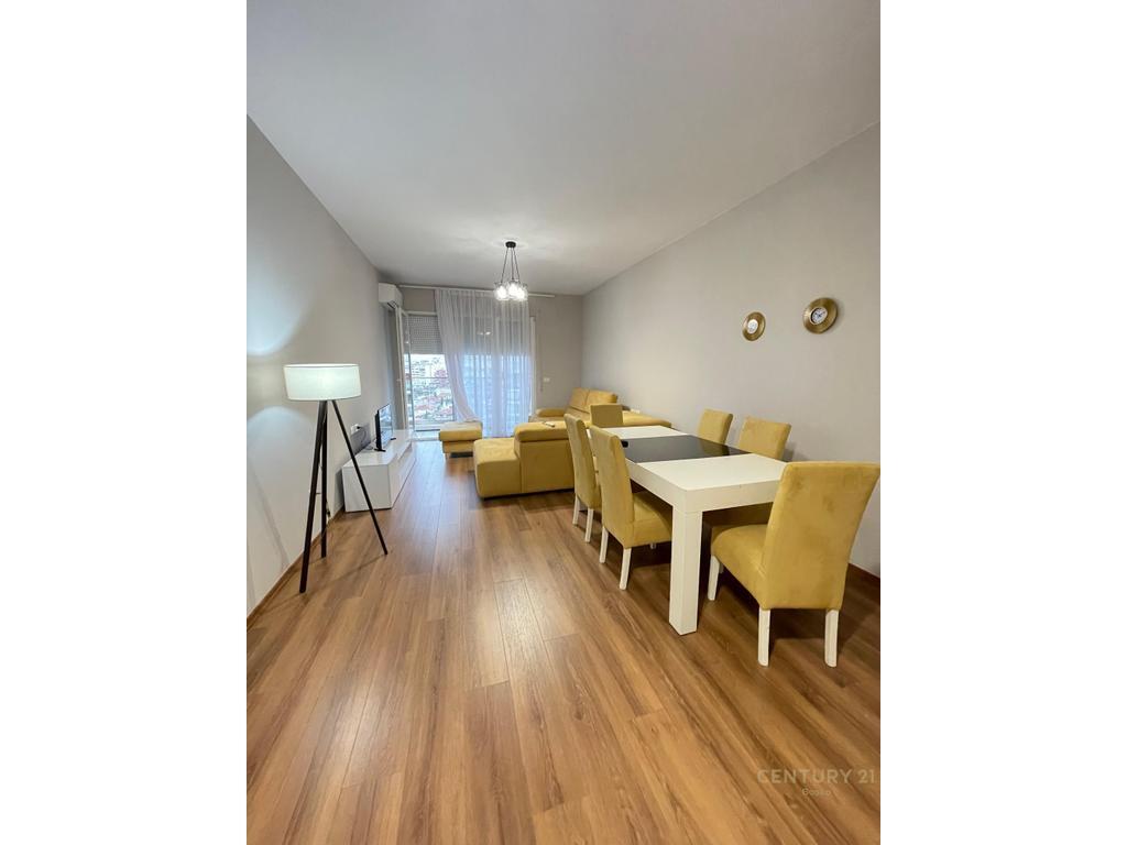 Aparament per qira 3+1 ne Don Bosko 800 € /Muaj
