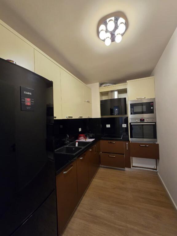 Apartment 1+1 for rent "Komuna e Parisit"
