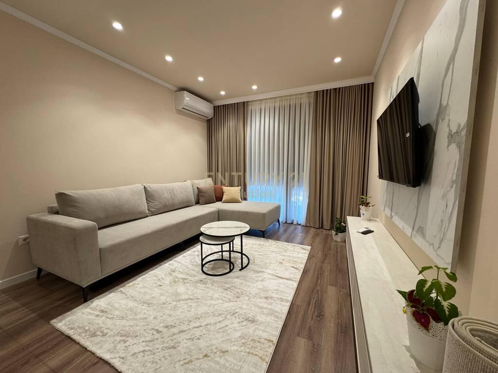 FOR RENT 1+1 + PARKING SPACE NEAR THE HOSPITAL