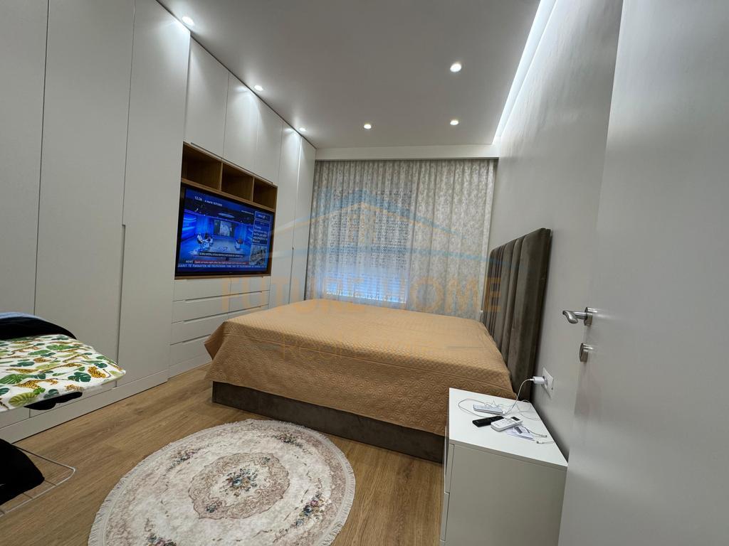 Shitet apartament 1+1 Kompleksi Niku Construction Komuna e Parisit